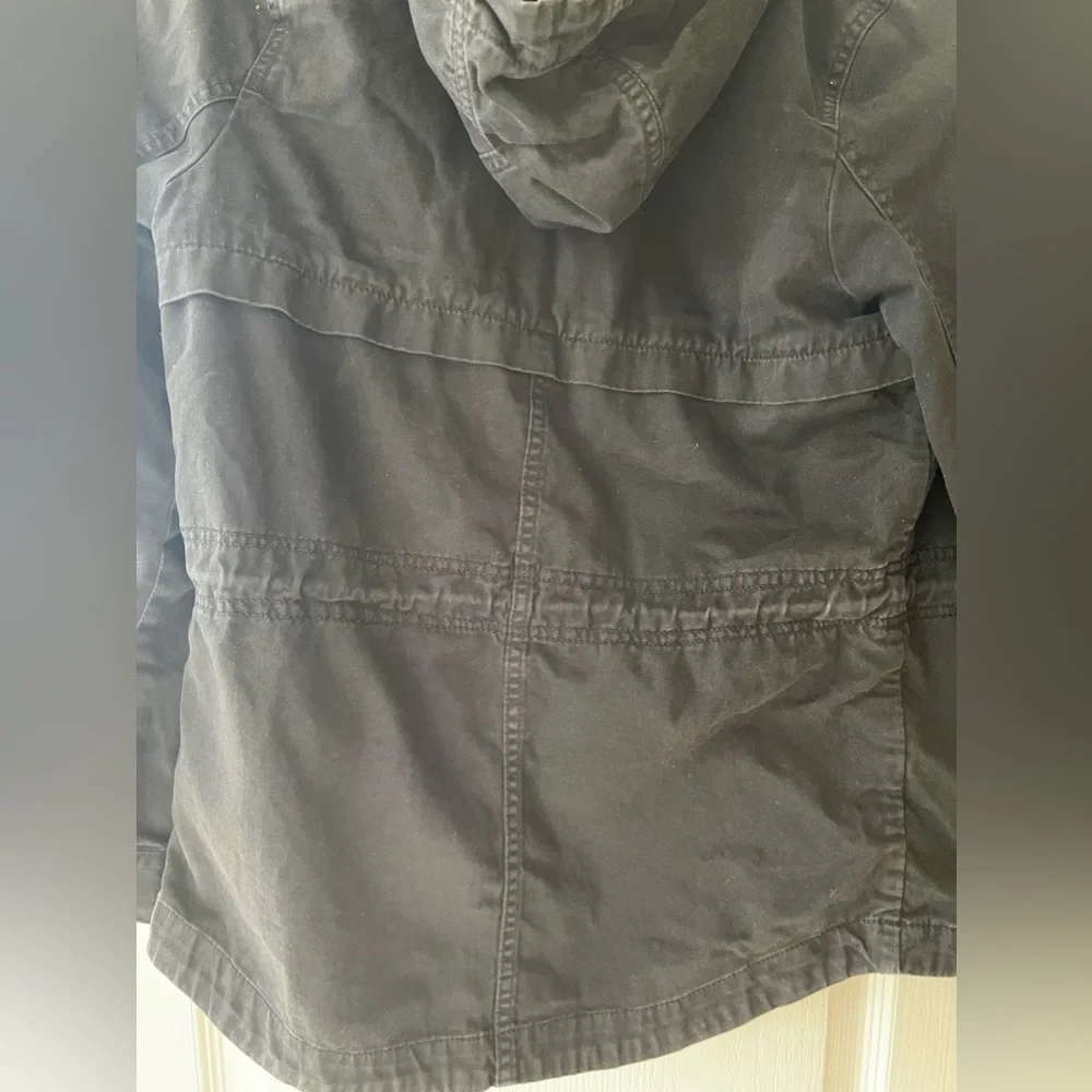 Black H&M jacket - Picture 9 of 11